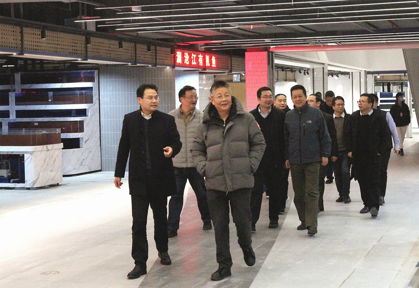 16466425533377191haE.jpg 2.jpg