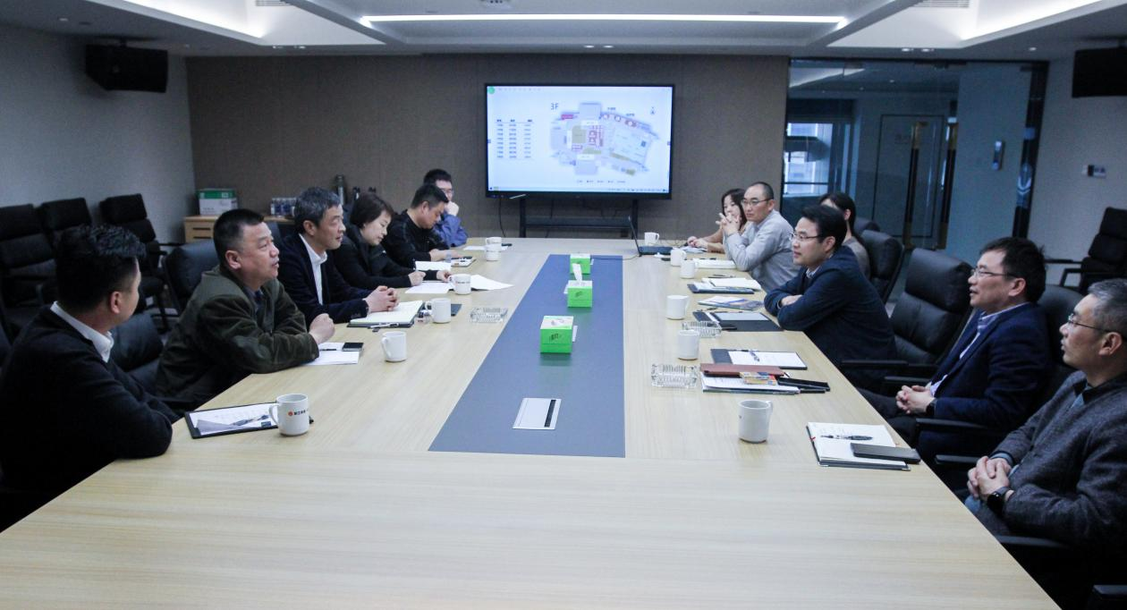 1683180722391228zu7c.png 集團(tuán)領(lǐng)導(dǎo)調(diào)研百縣千碗項(xiàng)目.png