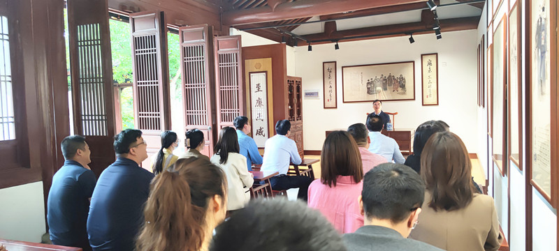 1685518004840873ub47.jpg 2.jpg